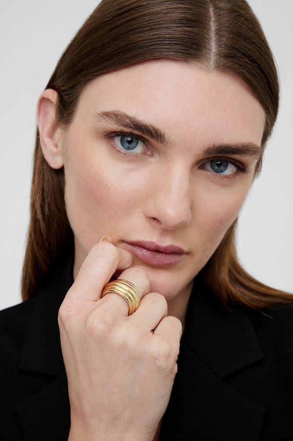 Chunky Ribbed Ring - Gold Verkauf – Bild 2